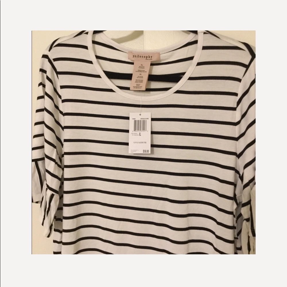 NEW Medium. B/W, soft, slinky ruffled sleeved T! - Picture 8 of 12